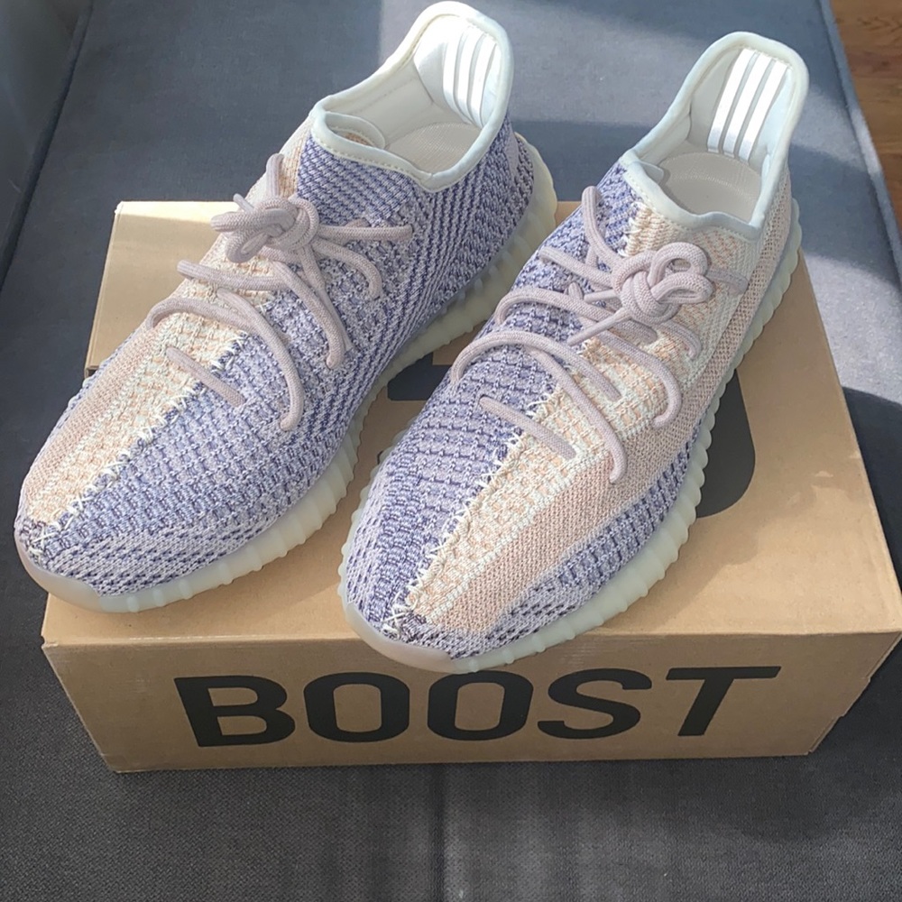 Yeezy Boost 350 v2